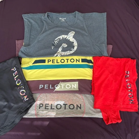 (6) Peloton Tank Bundle - Picture 1 of 15